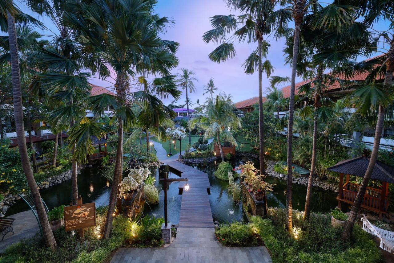 Bali Dynasty Resort Кута Екстер'єр фото The Village