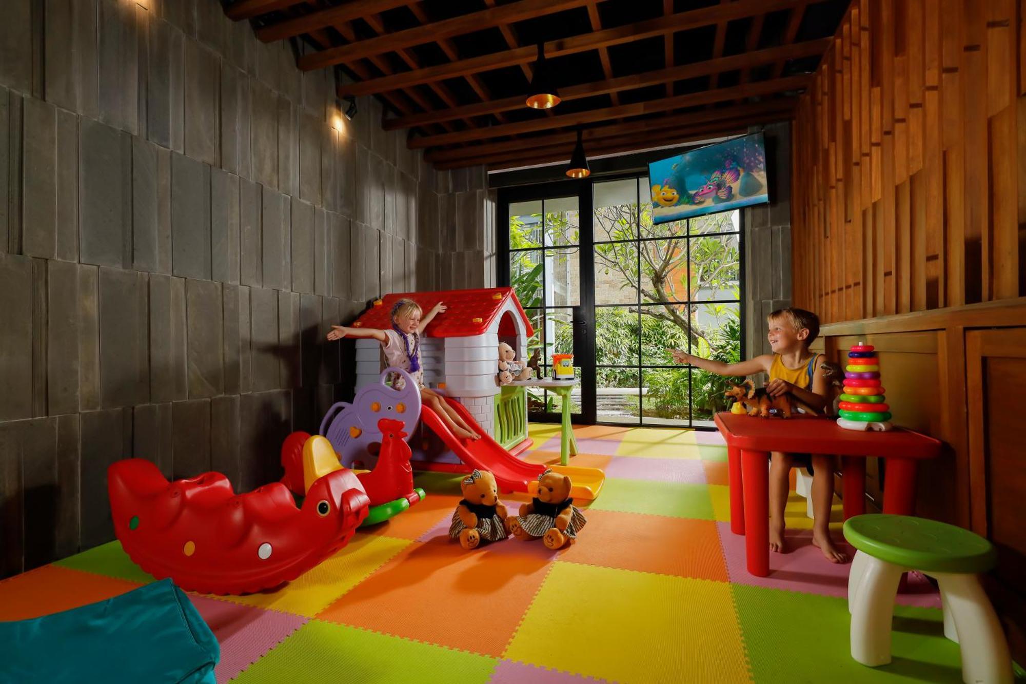 Bali Dynasty Resort Кута Екстер'єр фото Kids Club